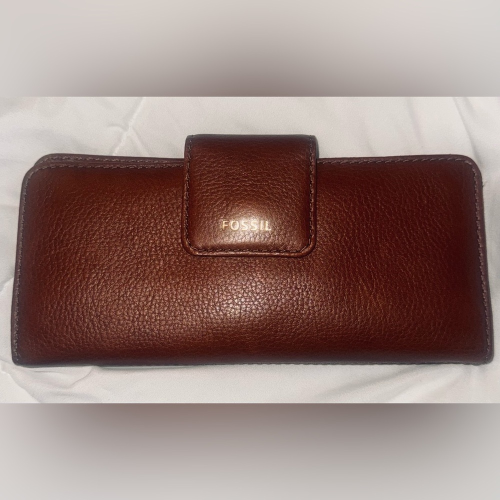 Fossil Cognac color wallet